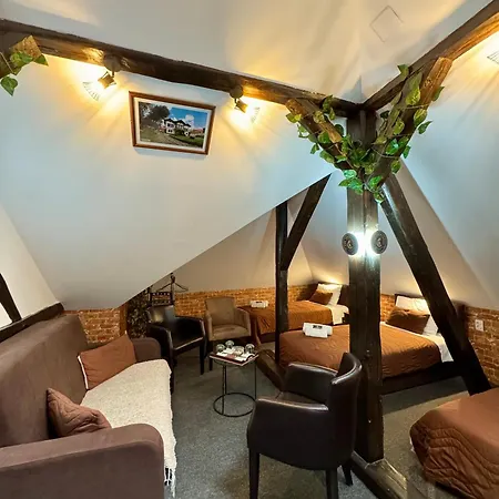 Hotel & Restaurant Pirocanac