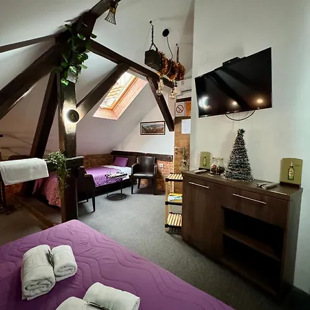 & Restaurant Pirocanac Hotel 3*