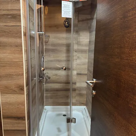 Hotel & Restaurant Pirocanac